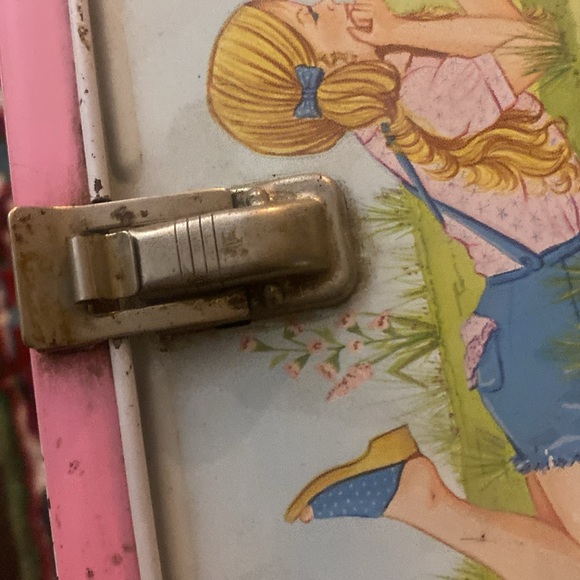 Vintage Junior Miss- metal lunch box- as is - Picture 10 of 11
